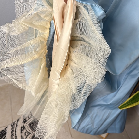 HOUSE OF CB 'Mademoiselle' Cinderella Blue Tulle Midi Dress NWOT - Picture 11 of 12